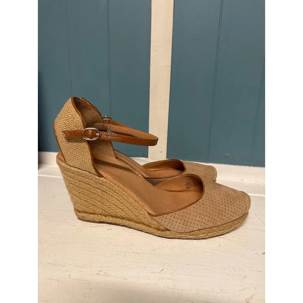 CASLON Women Tan Perforated Espadrille Wedge Ankle Strap Shoes Size 12M